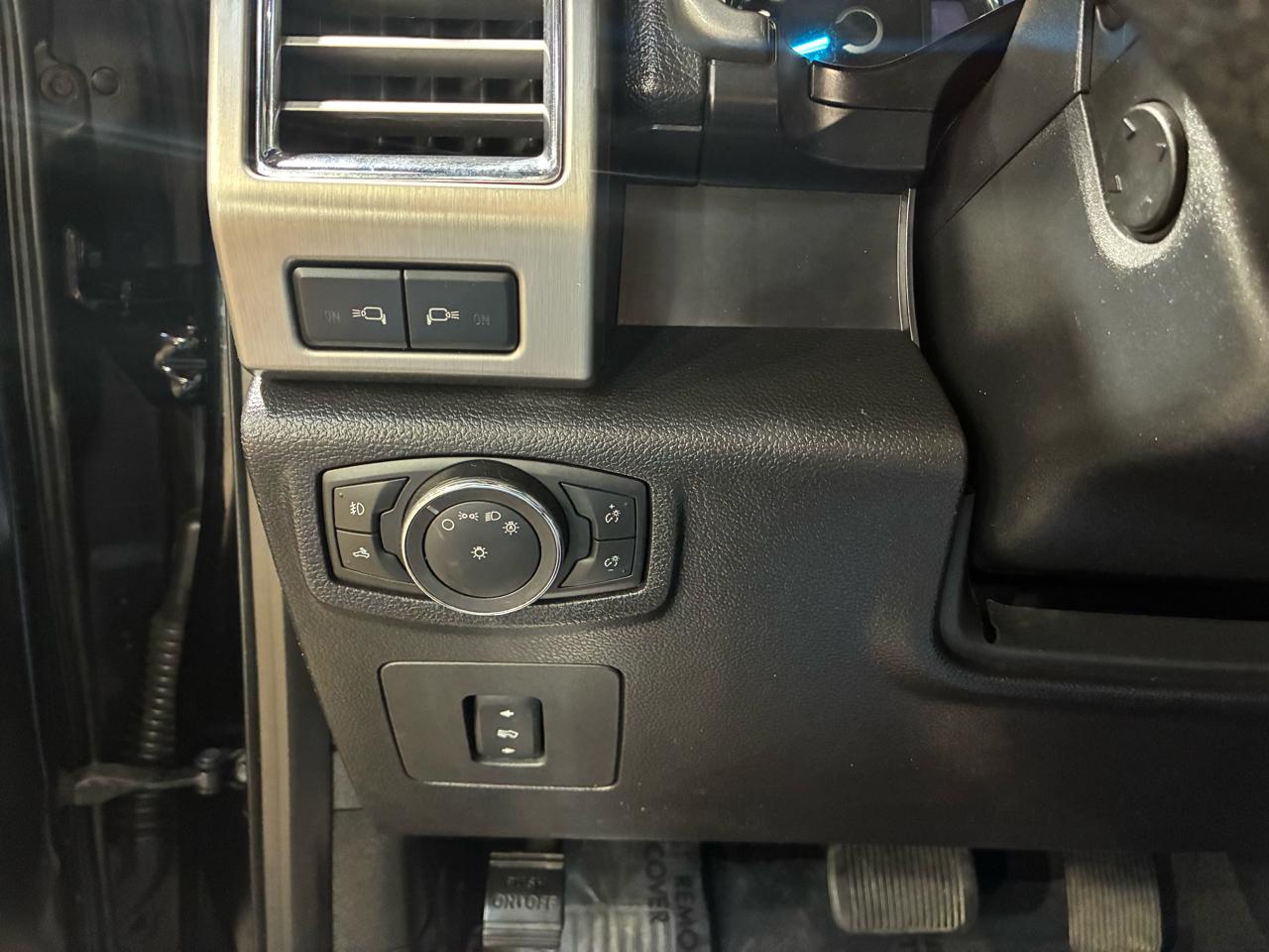 Ford F-150 4WD SuperCrew 145" Platinum 2016