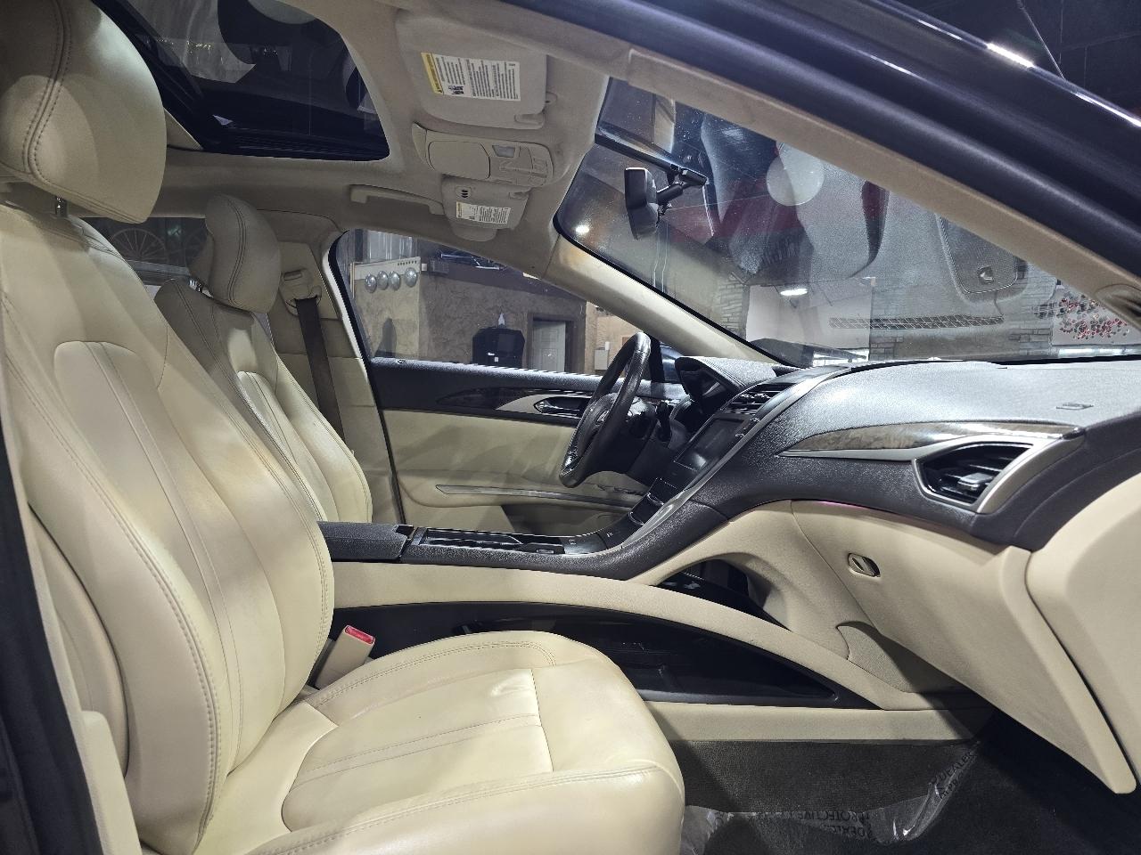 Lincoln MKZ 4dr Sdn FWD 2014