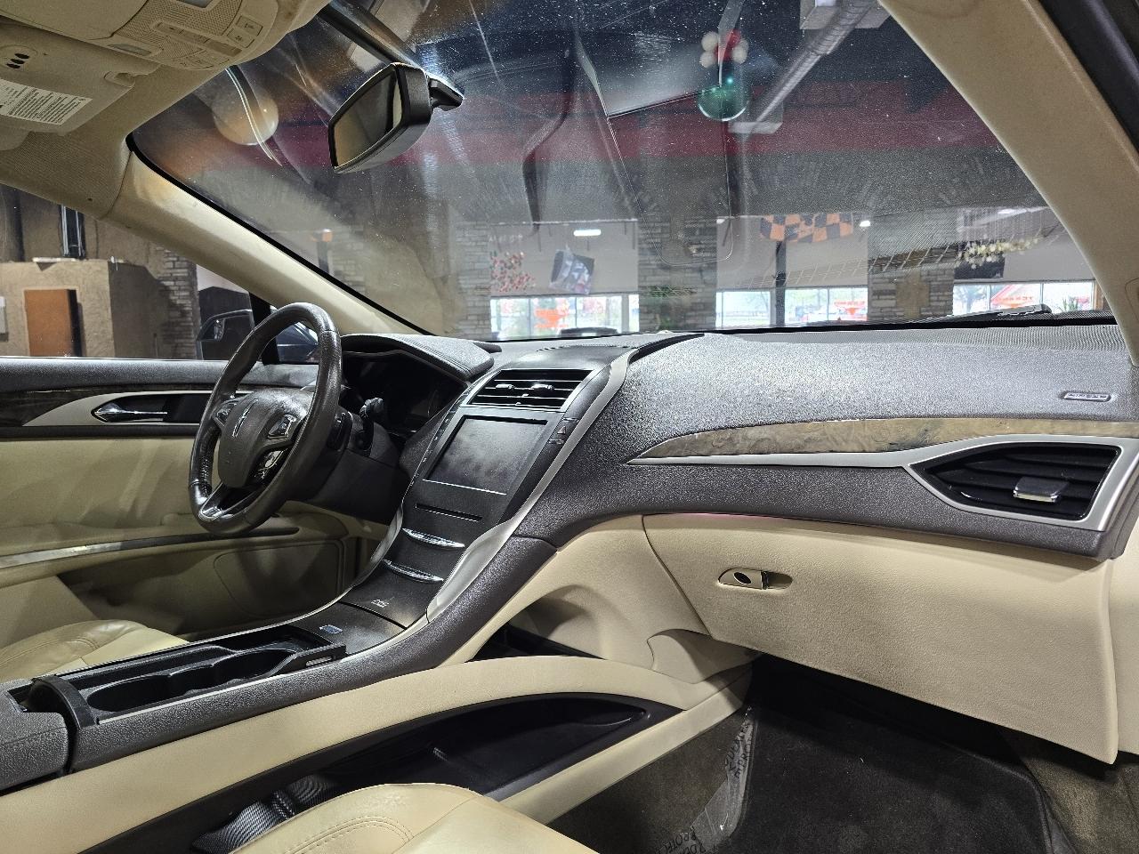 Lincoln MKZ 4dr Sdn FWD 2014