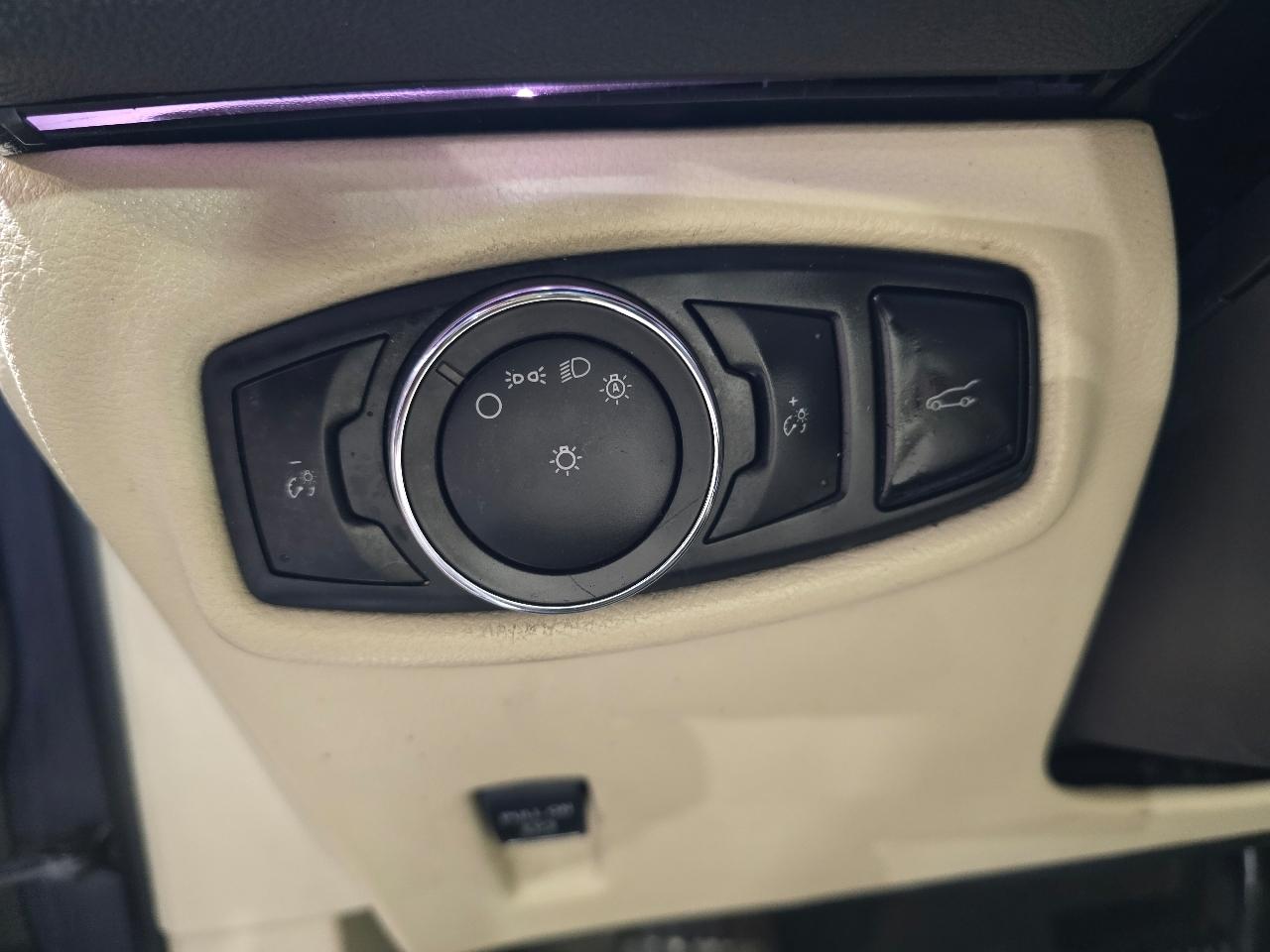 Lincoln MKZ 4dr Sdn FWD 2014