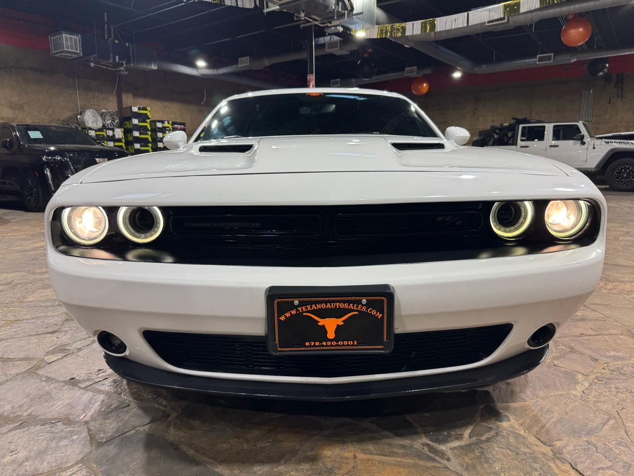 Dodge Challenger 2dr Cpe R/T 2016