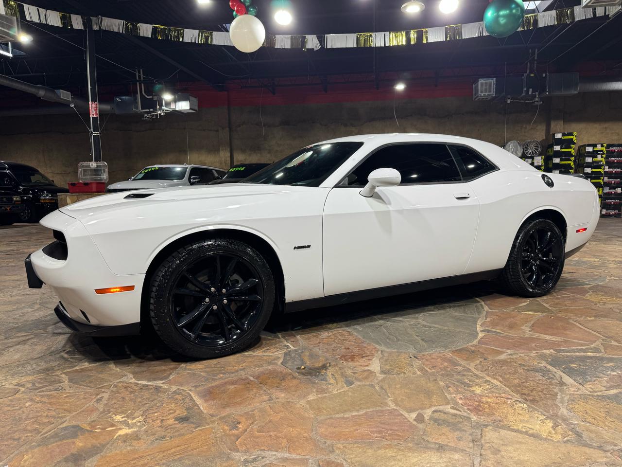 Dodge Challenger 2dr Cpe R/T 2016