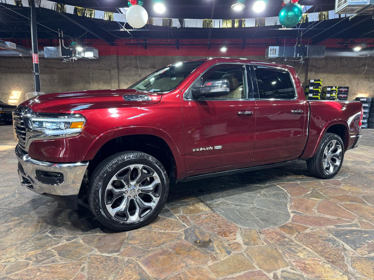 RAM 1500 Longhorn 4x4 Crew Cab 5'7" Box 2019