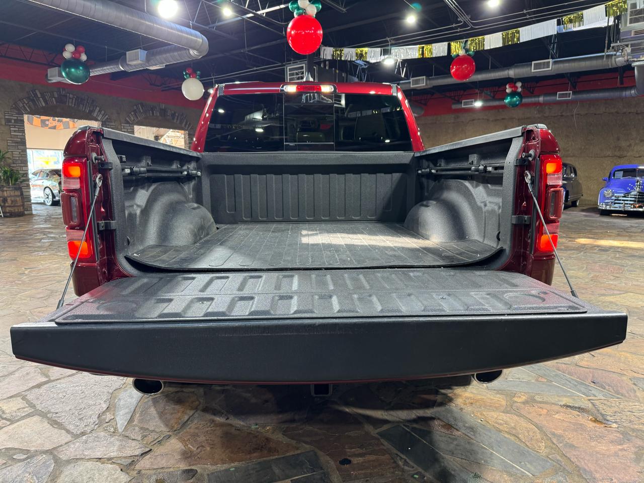 RAM 1500 Longhorn 4x4 Crew Cab 5'7" Box 2019