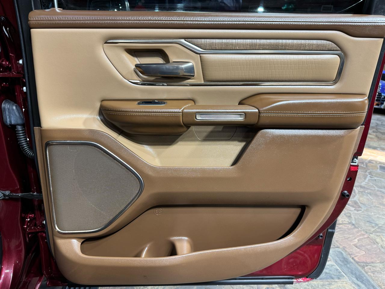 RAM 1500 Longhorn 4x4 Crew Cab 5'7" Box 2019