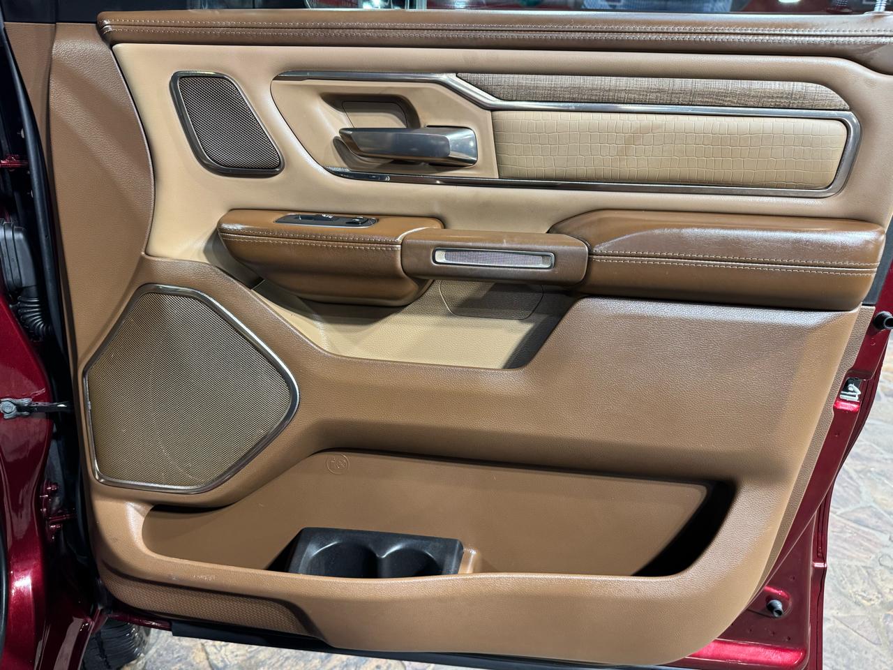 RAM 1500 Longhorn 4x4 Crew Cab 5'7" Box 2019