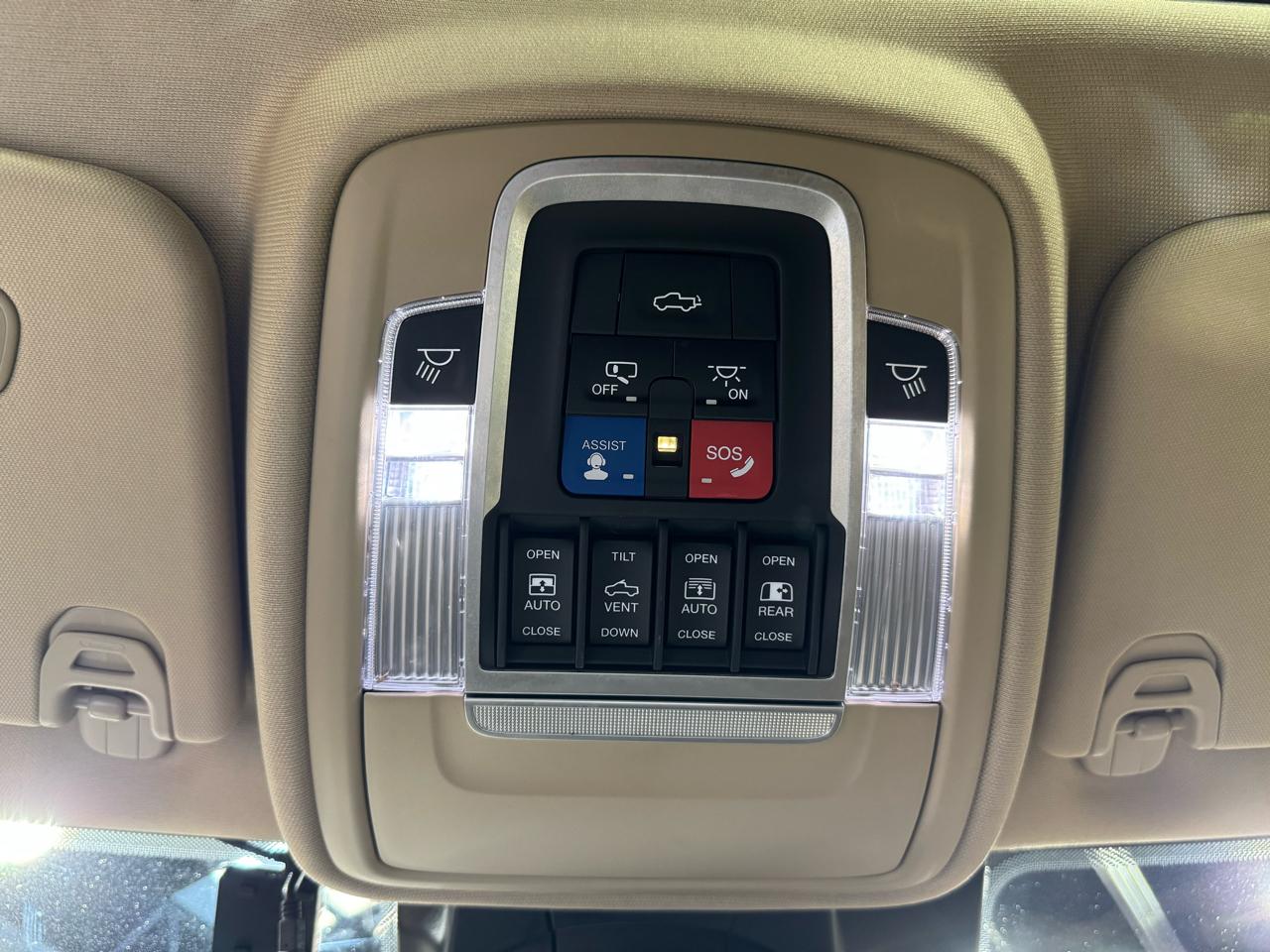 RAM 1500 Longhorn 4x4 Crew Cab 5'7" Box 2019