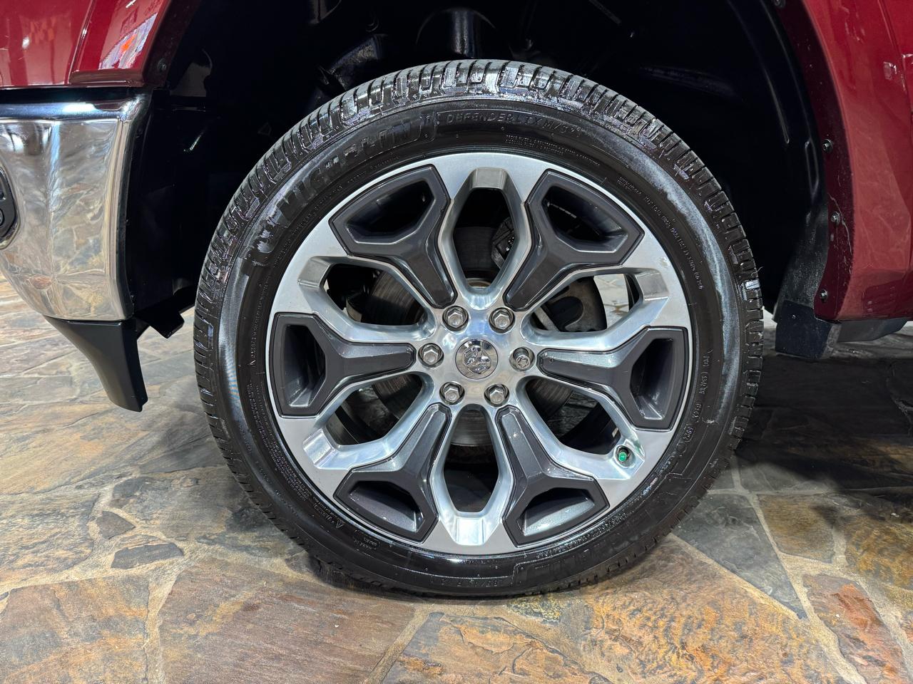 RAM 1500 Longhorn 4x4 Crew Cab 5'7" Box 2019