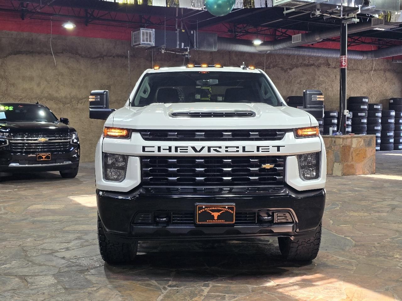 Chevrolet Silverado 2500HD 4WD Crew Cab 159" Custom 2023