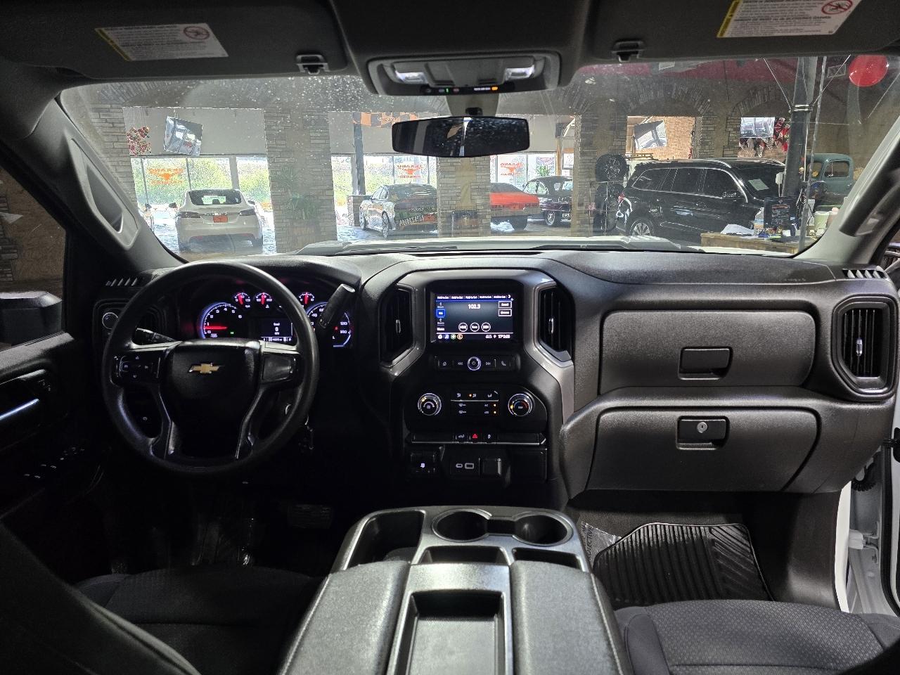 Chevrolet Silverado 2500HD 4WD Crew Cab 159" Custom 2023