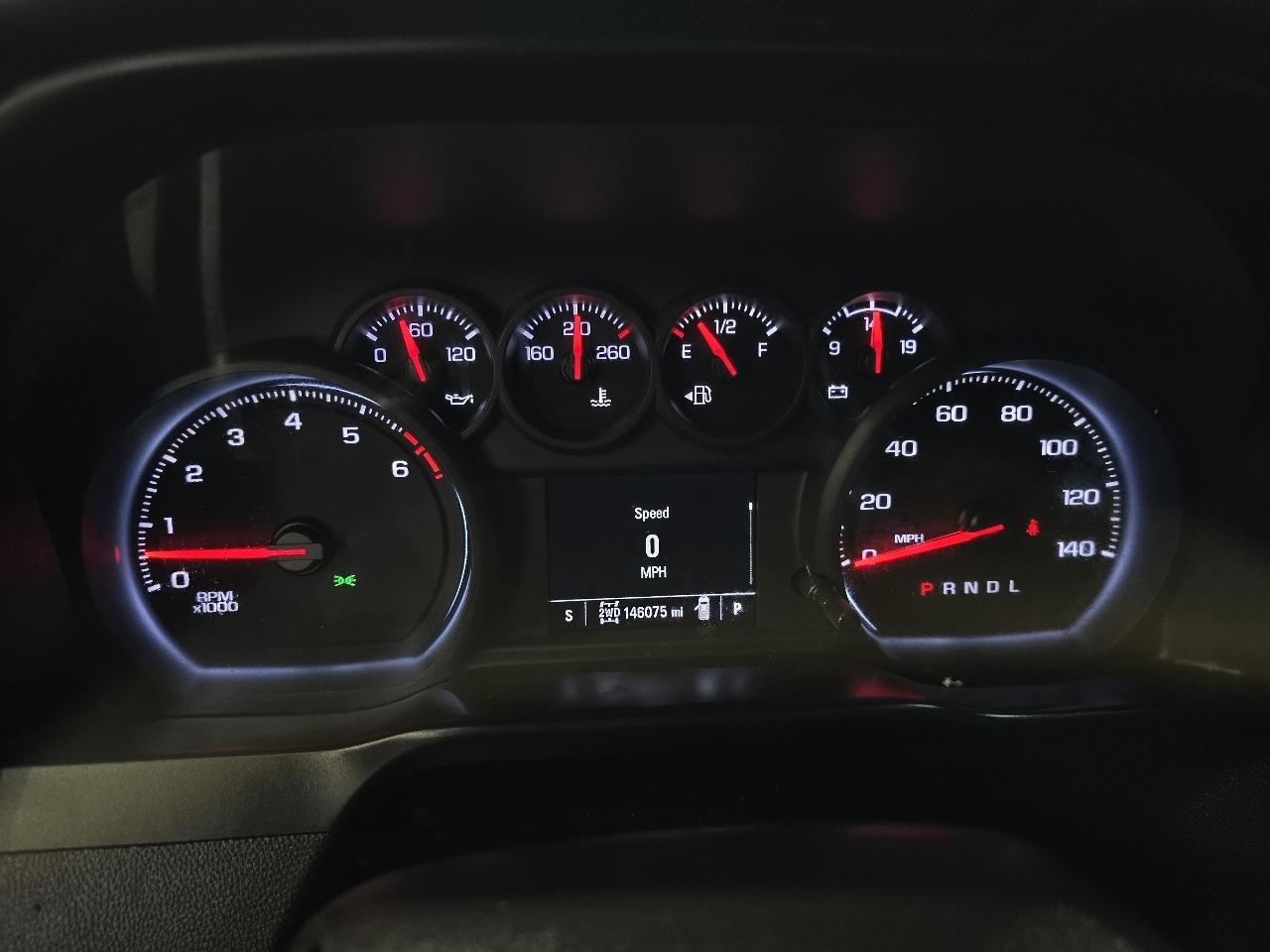 Chevrolet Silverado 2500HD 4WD Crew Cab 159" Custom 2023