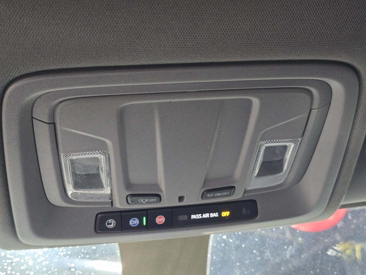 Chevrolet Silverado 2500HD 4WD Crew Cab 159" Custom 2023