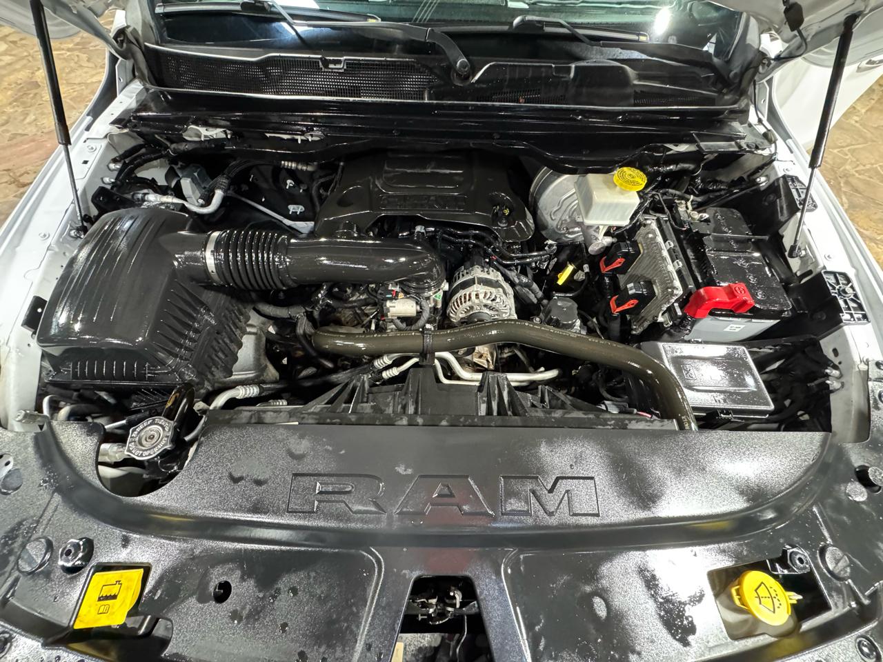 RAM 1500 Longhorn 4x2 Crew Cab 5'7" Box 2019