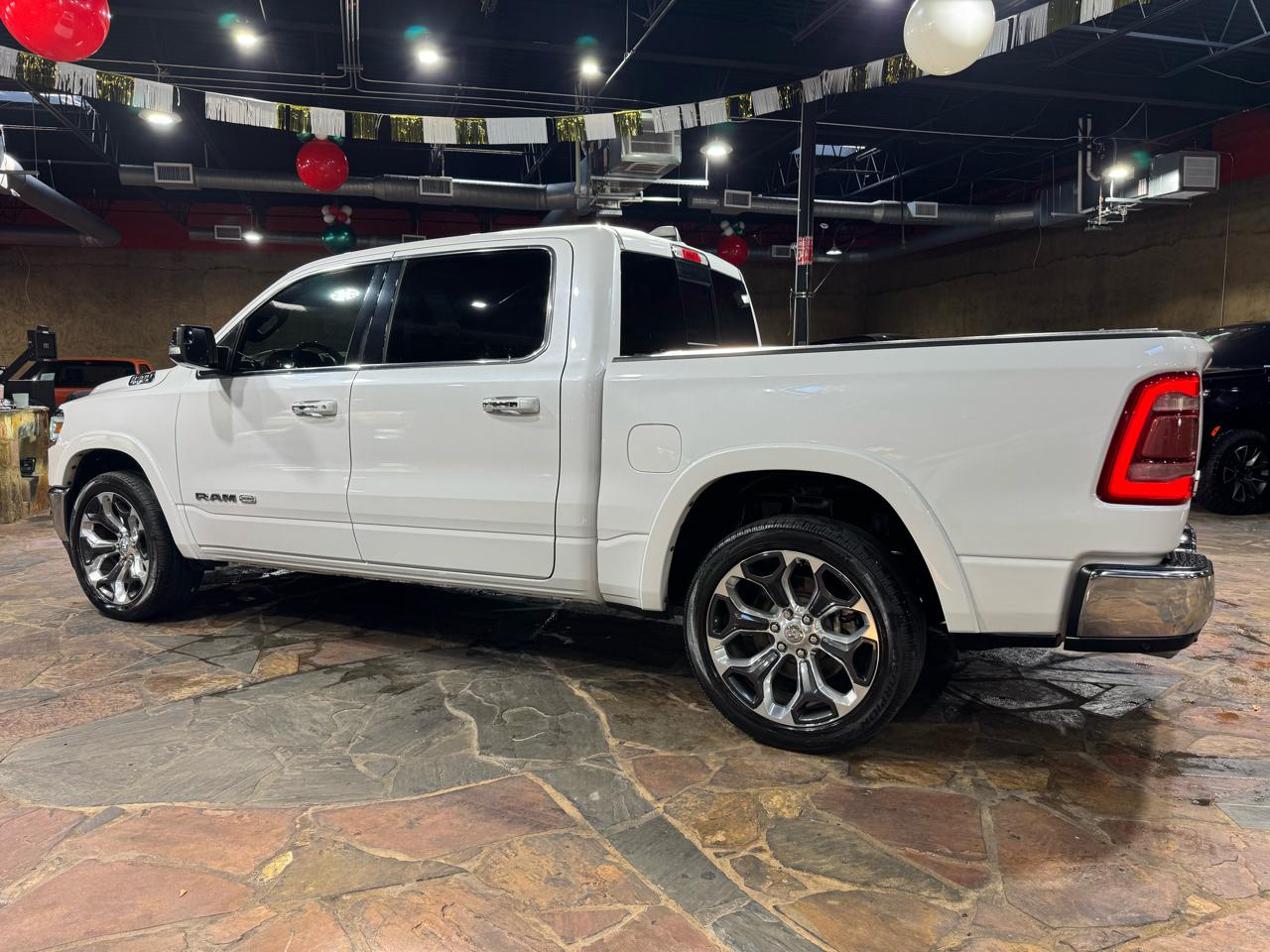 RAM 1500 Longhorn 4x2 Crew Cab 5'7" Box 2019