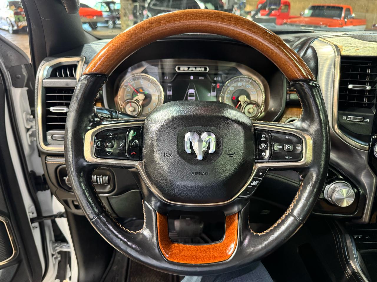 RAM 1500 Longhorn 4x2 Crew Cab 5'7" Box 2019