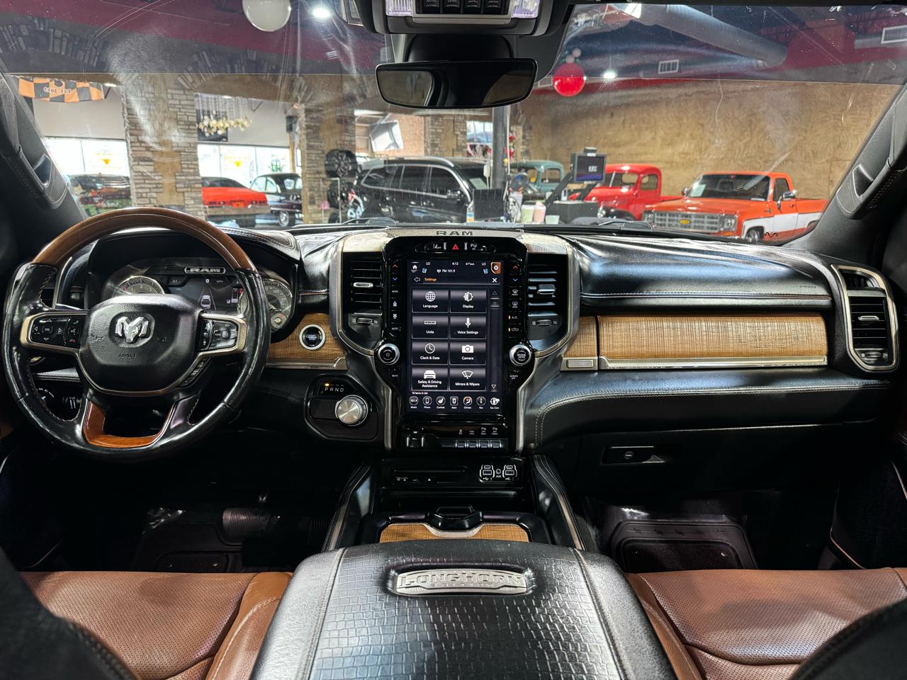 RAM 1500 Longhorn 4x2 Crew Cab 5'7" Box 2019