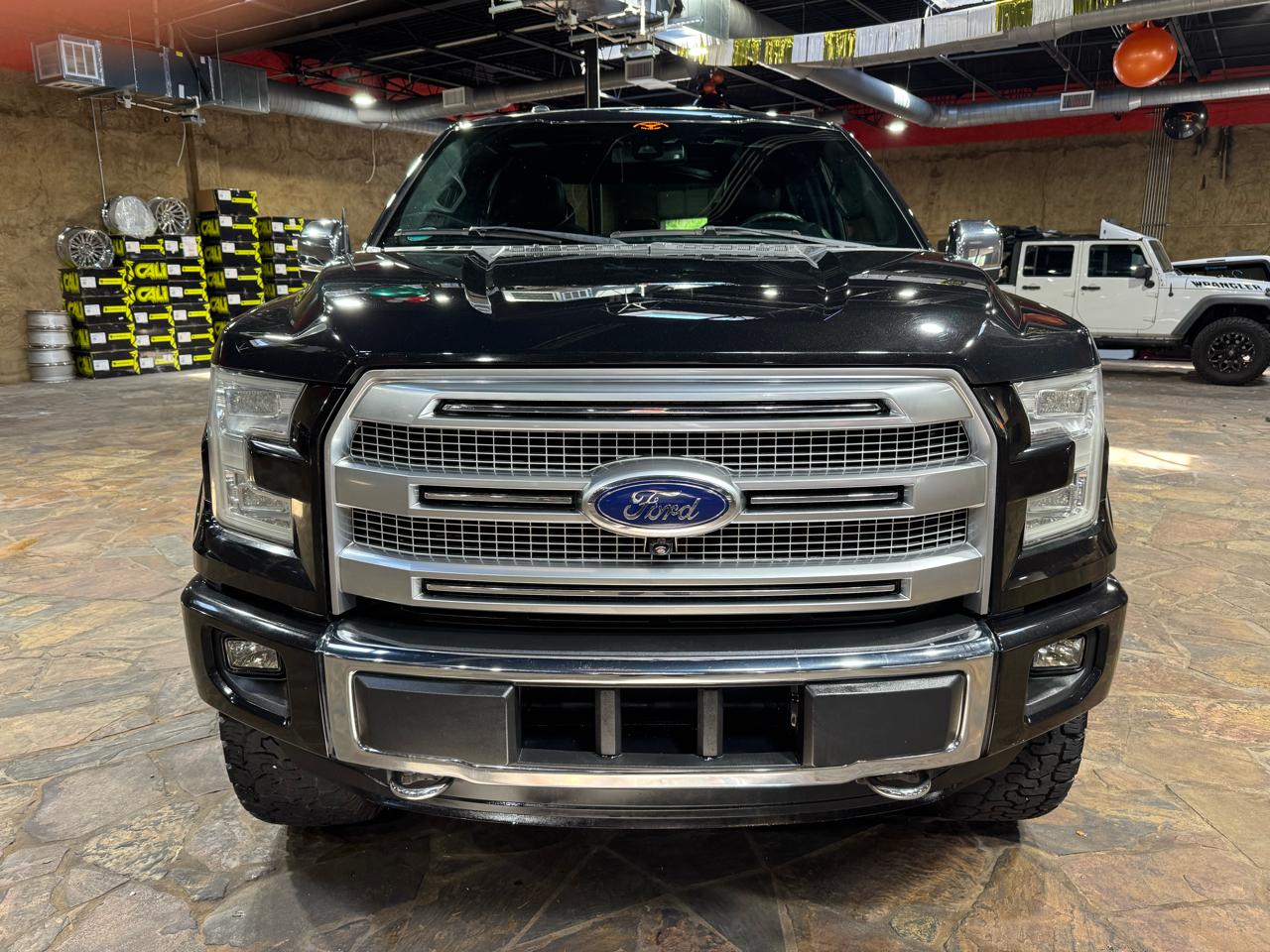 Ford F-150 4WD SuperCrew 145" Platinum 2015