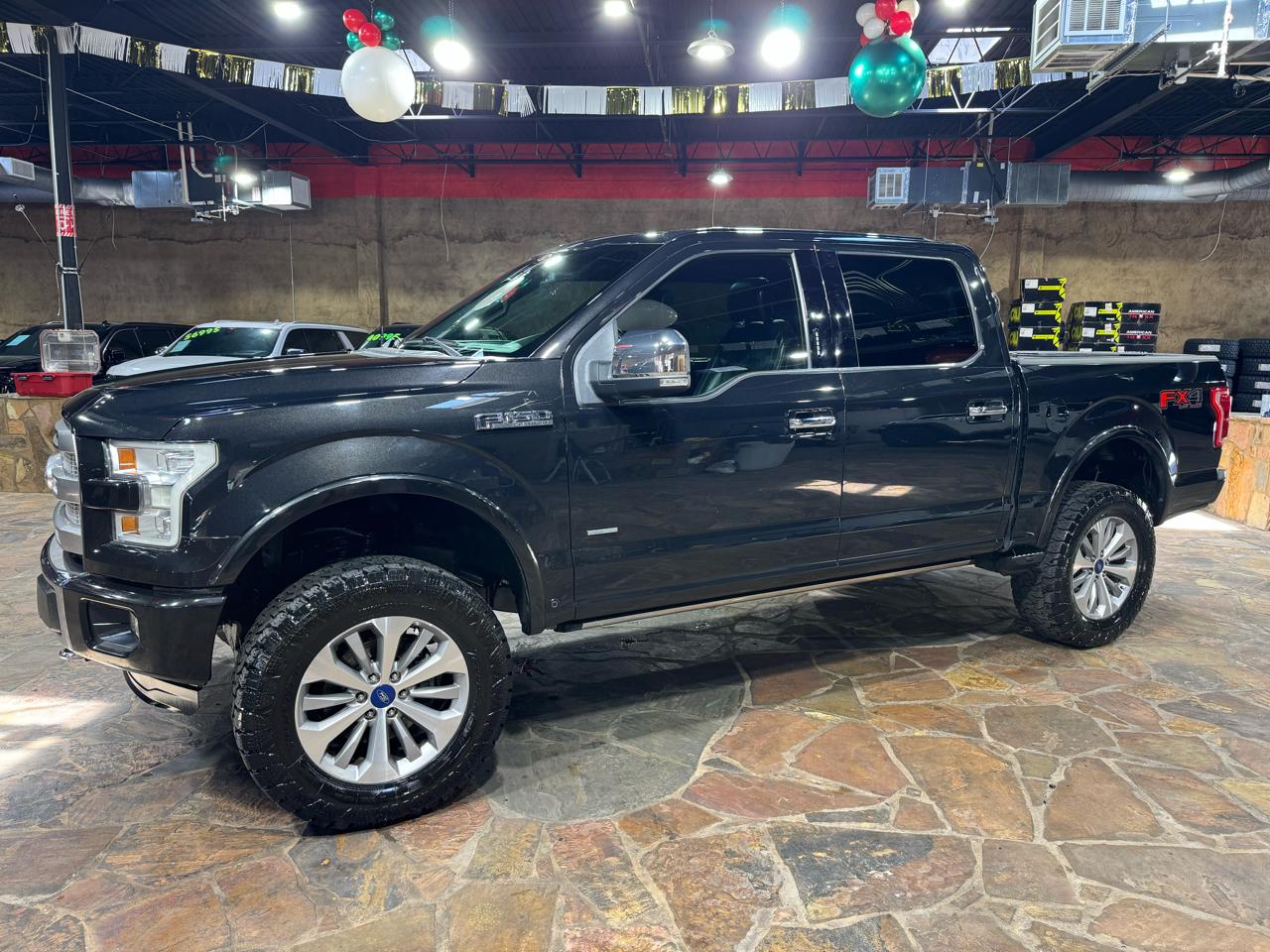 Ford F-150 4WD SuperCrew 145" Platinum 2015