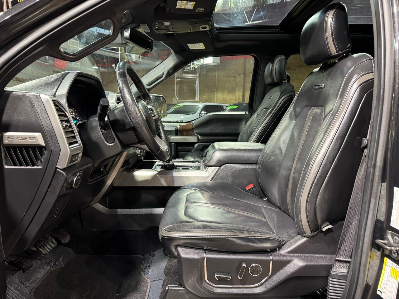 Ford F-150 4WD SuperCrew 145" Platinum 2015