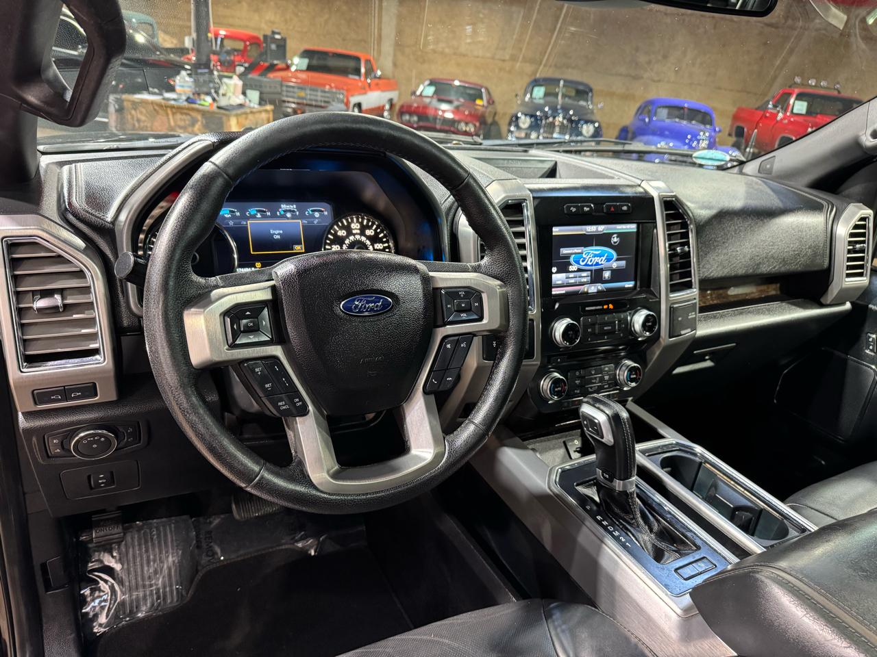 Ford F-150 4WD SuperCrew 145" Platinum 2015