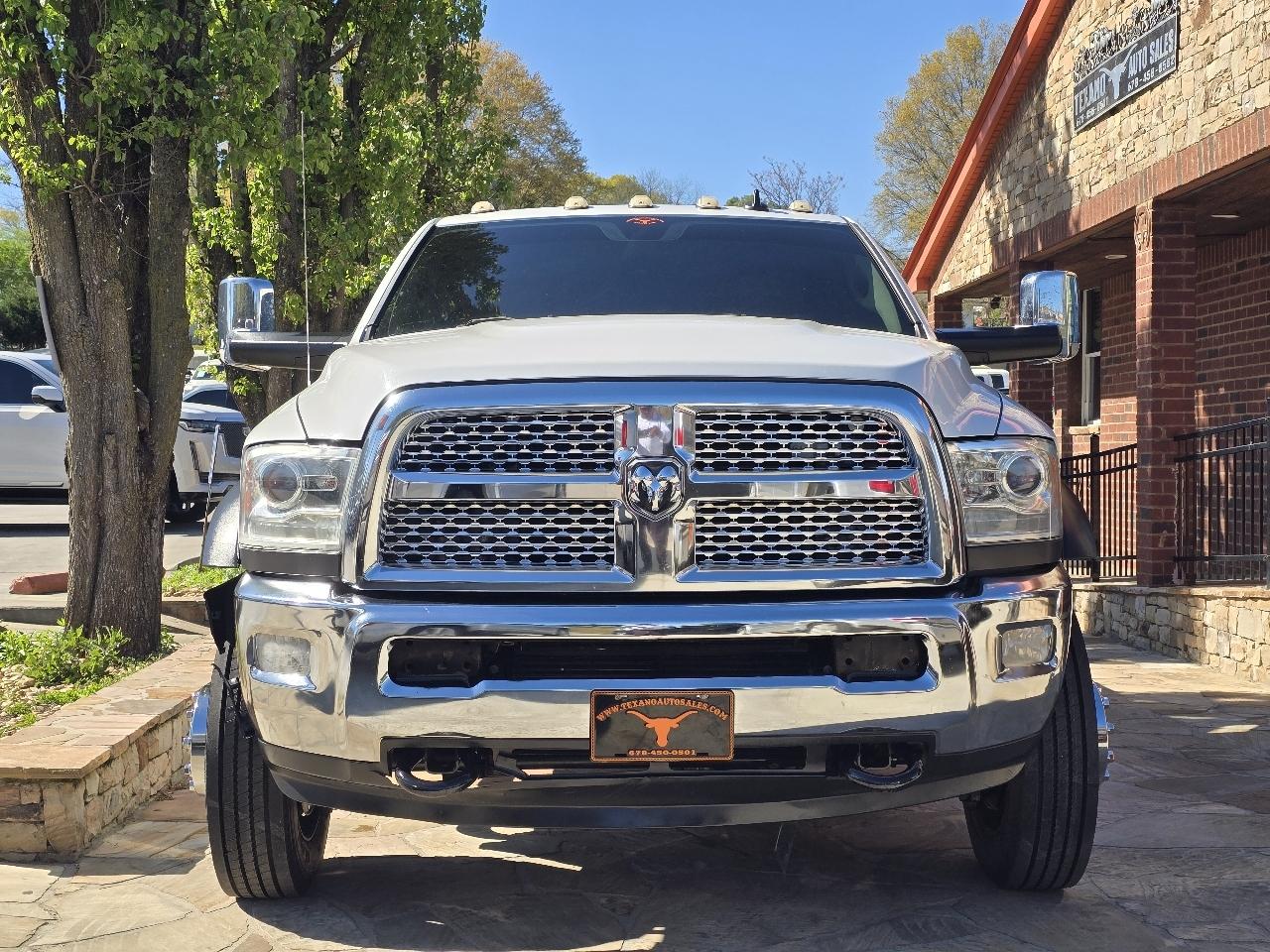 RAM 5500 Chassis Cab Laramie 4x4 Crew Cab 60" CA 173.4" WB 2017