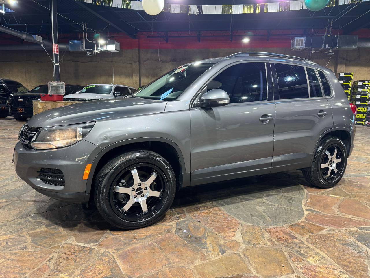Volkswagen Tiguan 2WD 4dr Auto R-Line 2016