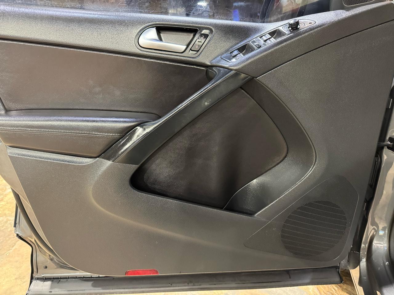 Volkswagen Tiguan 2WD 4dr Auto R-Line 2016