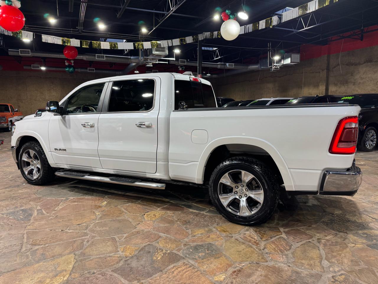 RAM 1500 Laramie 4x4 Crew Cab 6'4" Box 2019