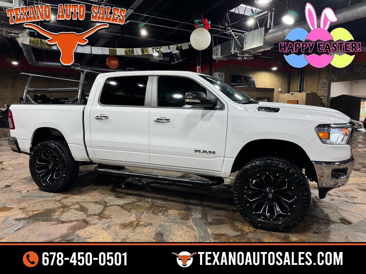 RAM 1500 Big Horn 4x4 Crew Cab 5'7" Box 2020