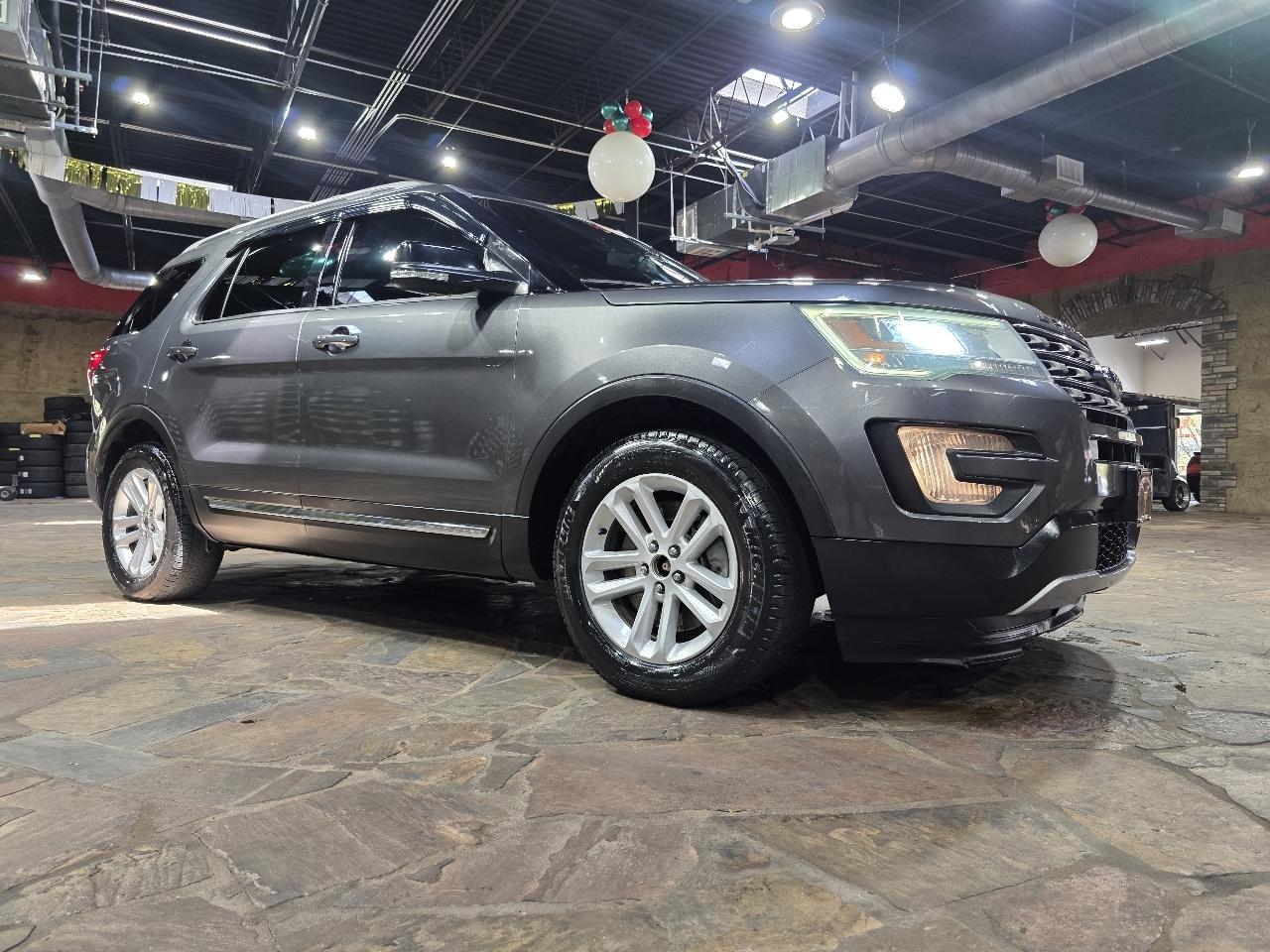 Ford Explorer FWD 4dr XLT 2016