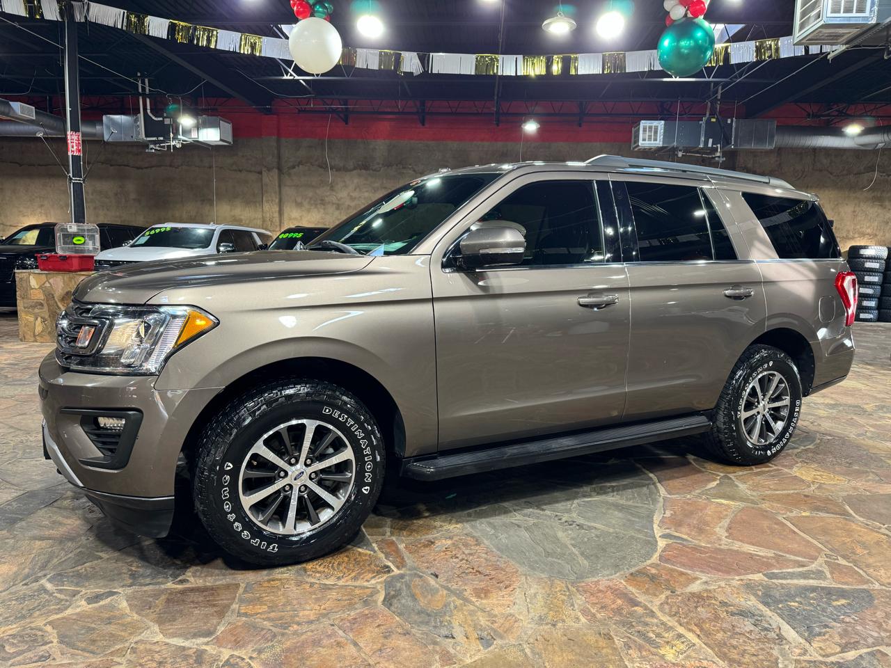 Ford Expedition XLT 4x4 2019