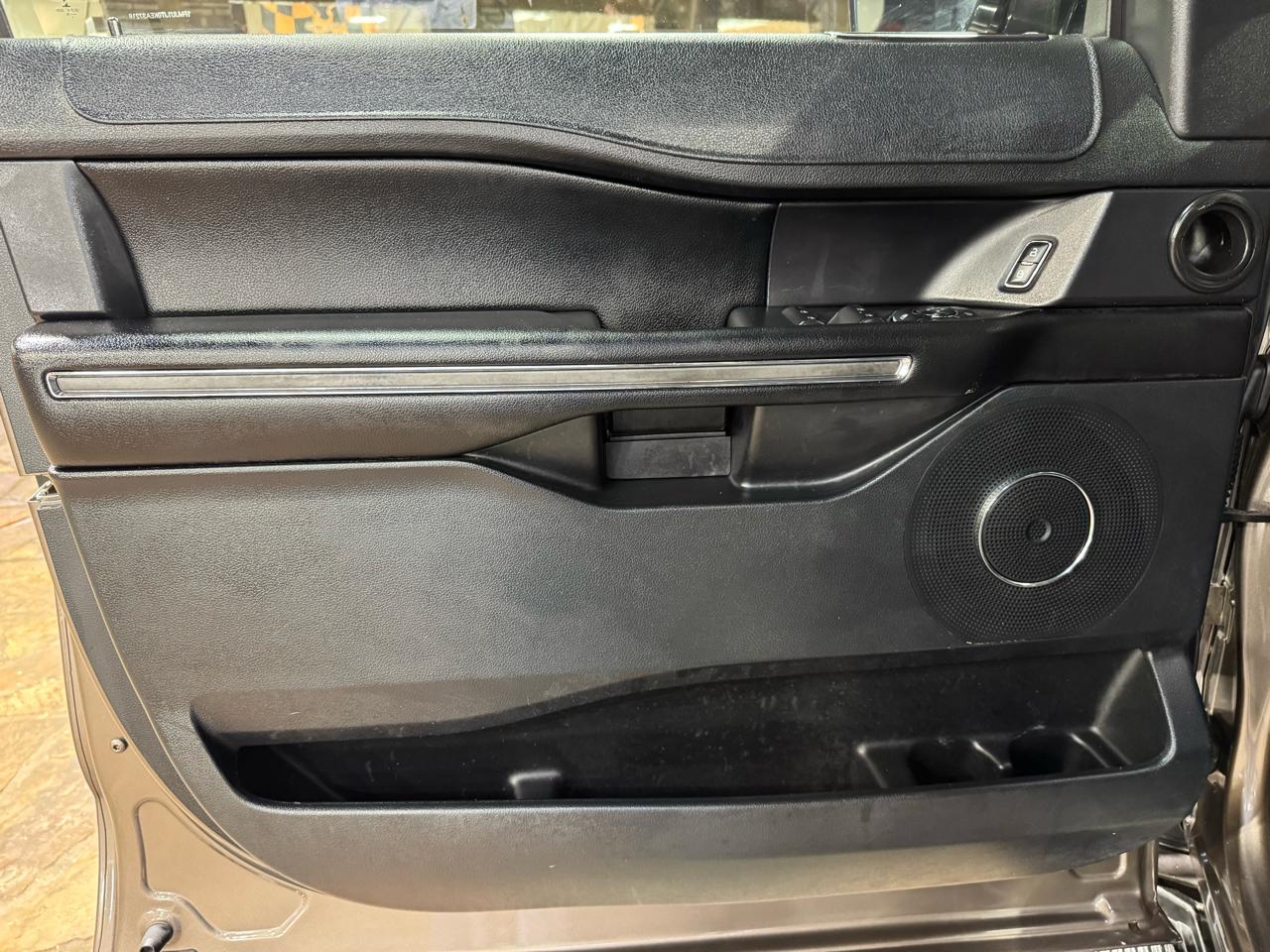 Ford Expedition XLT 4x4 2019