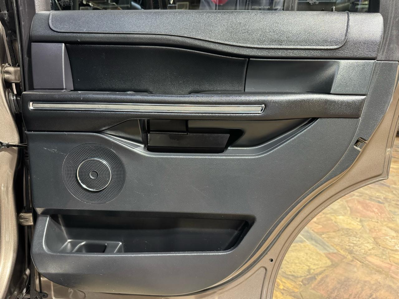 Ford Expedition XLT 4x4 2019