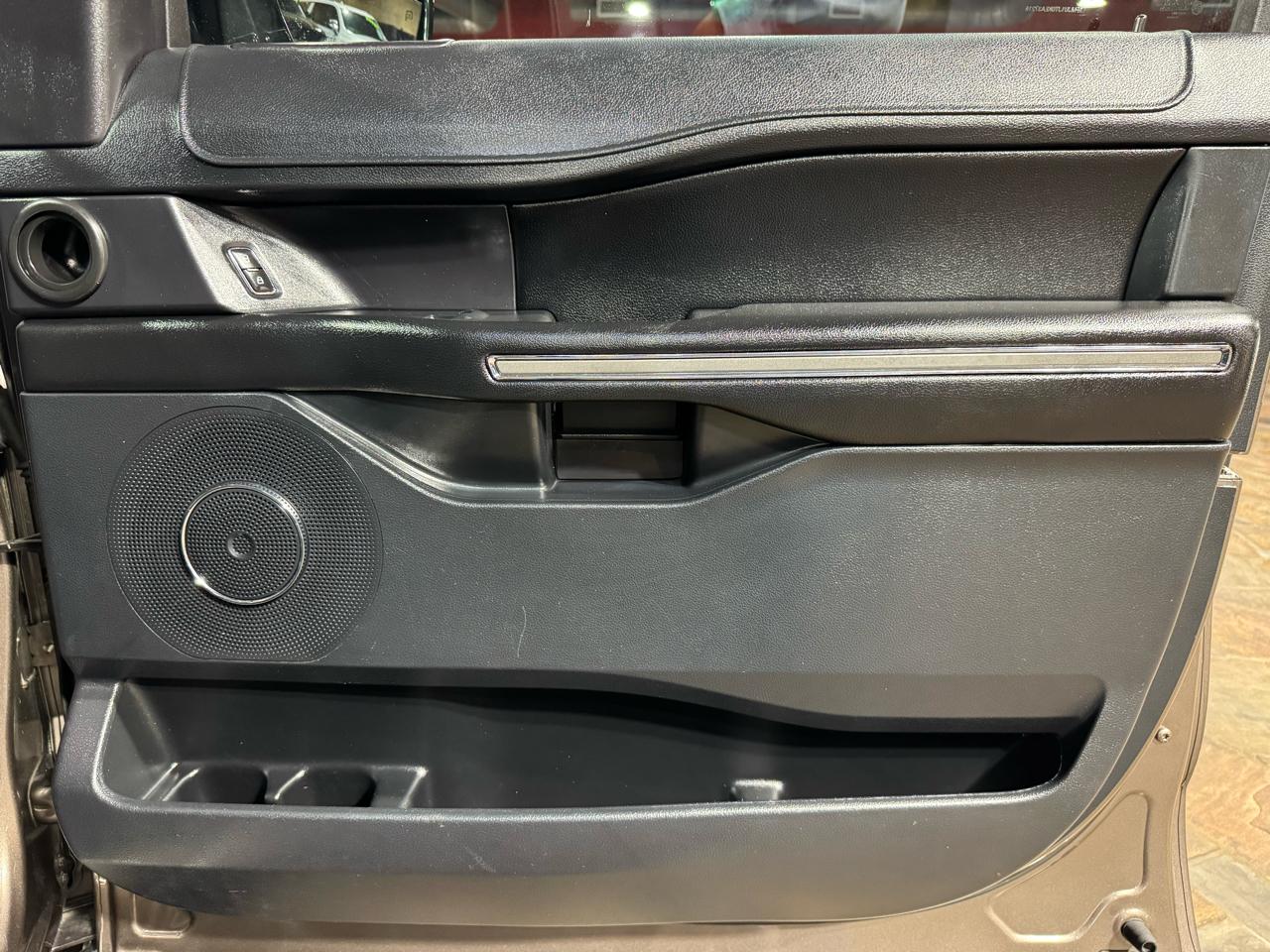 Ford Expedition XLT 4x4 2019