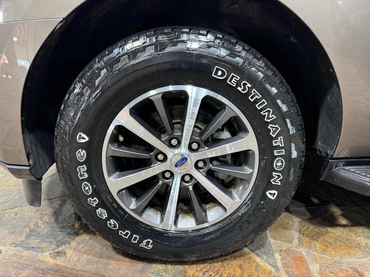 Ford Expedition XLT 4x4 2019