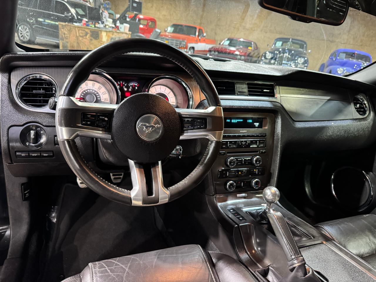 Ford Mustang 2dr Cpe GT 2010