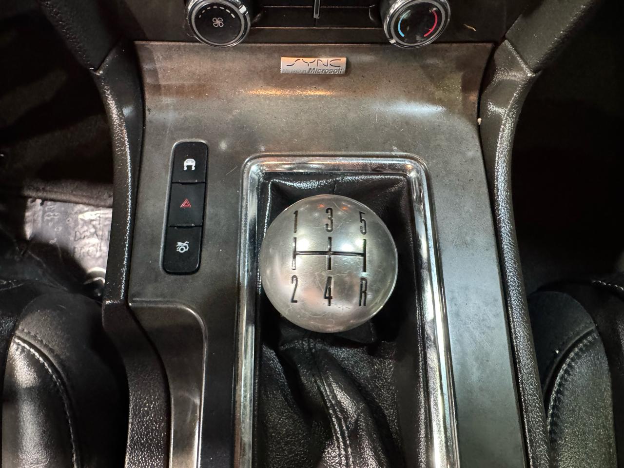 Ford Mustang 2dr Cpe GT 2010