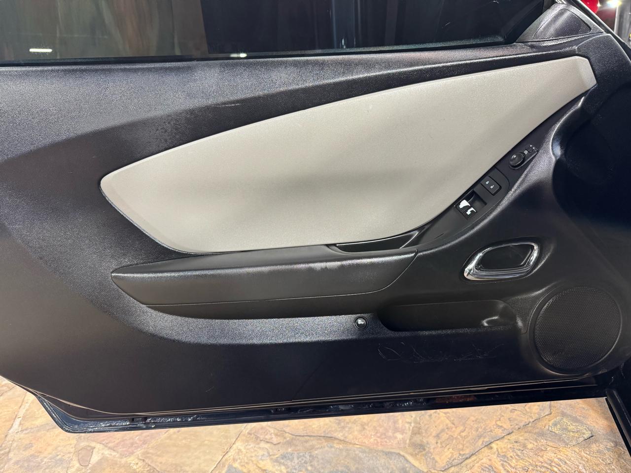 Chevrolet Camaro 2dr Cpe LS w/1LS 2013