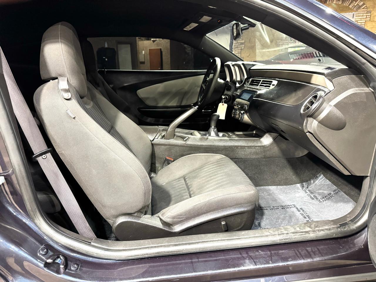 Chevrolet Camaro 2dr Cpe LS w/1LS 2013