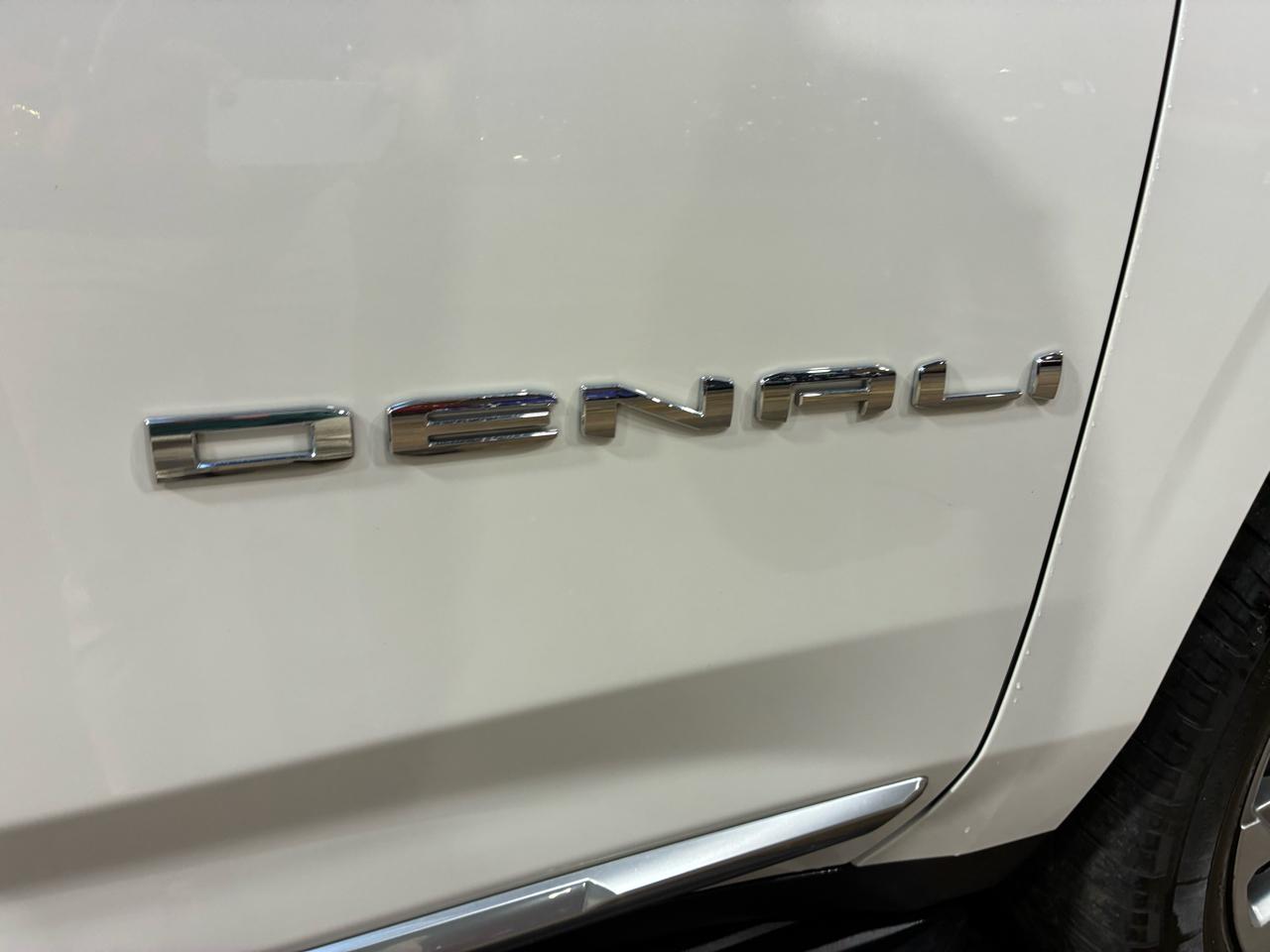 GMC Yukon 2WD 4dr Denali 2021