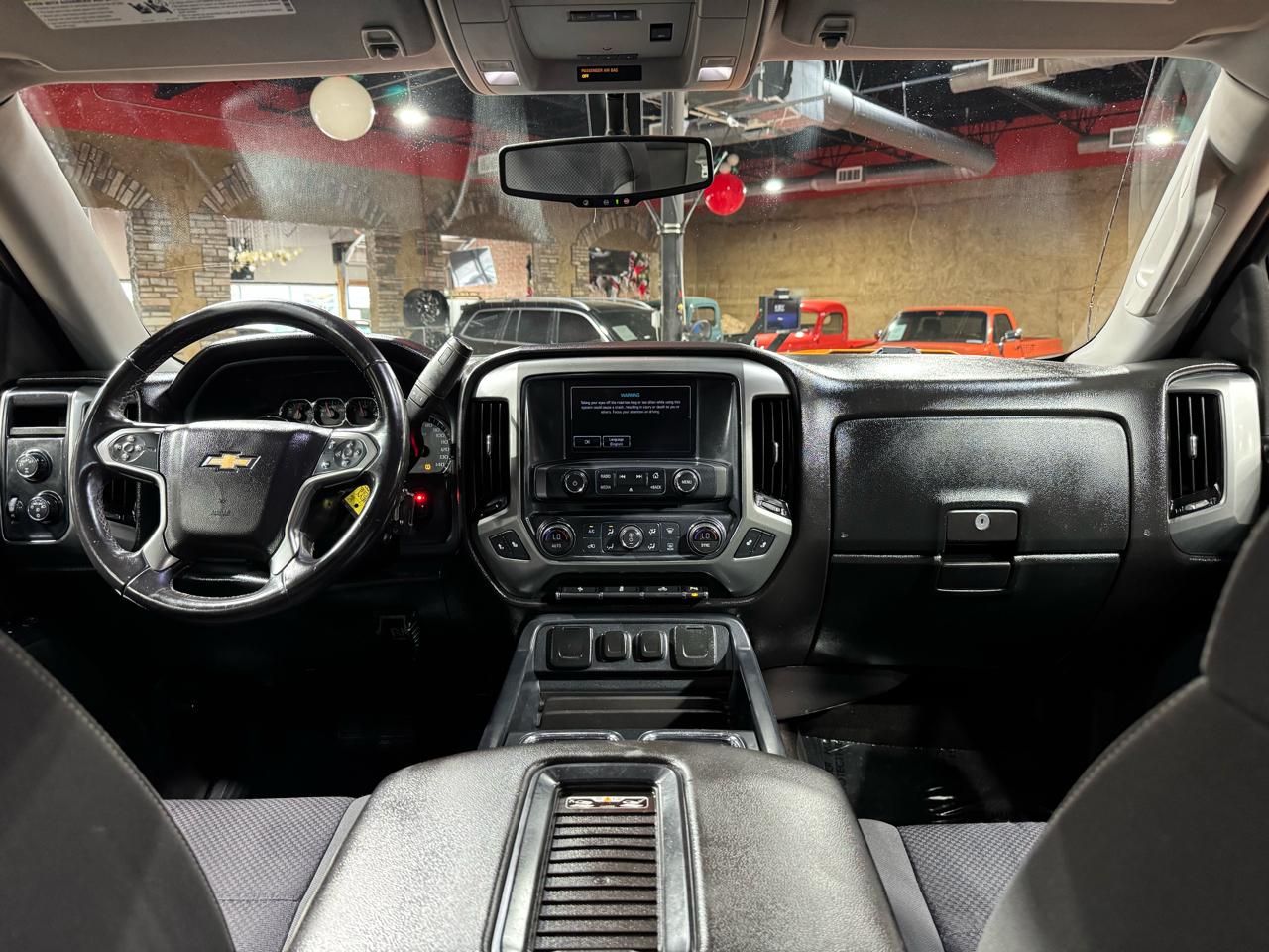 Chevrolet Silverado 1500 4WD Crew Cab 153.0" LT w/1LT 2018