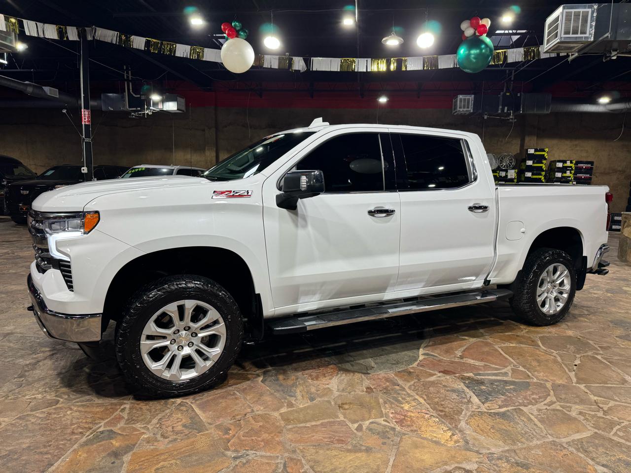 Chevrolet Silverado 1500 4WD Crew Cab 147" LTZ 2024
