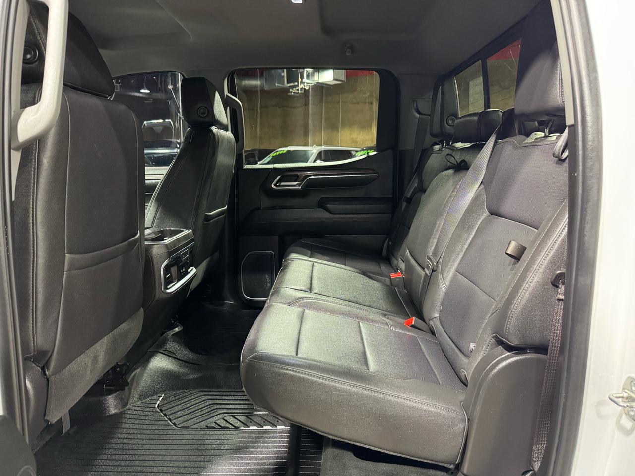 Chevrolet Silverado 1500 4WD Crew Cab 147" LTZ 2024