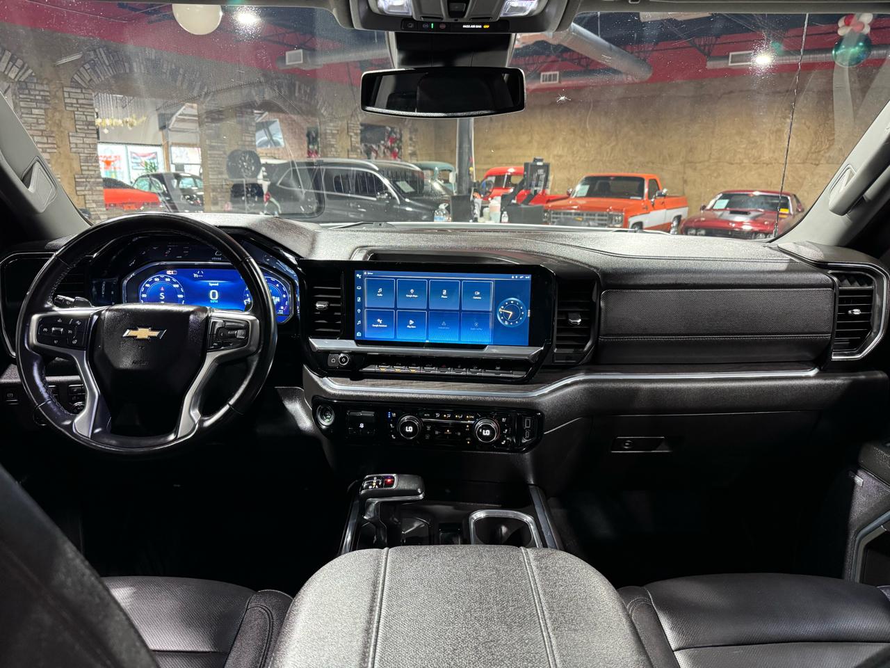 Chevrolet Silverado 1500 4WD Crew Cab 147" LTZ 2024