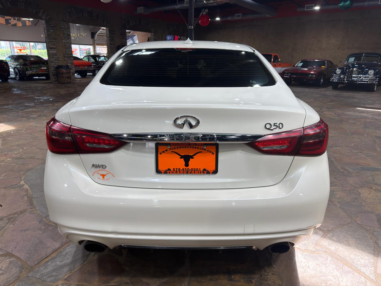 Infiniti Q50 3.0t LUXE AWD 2018