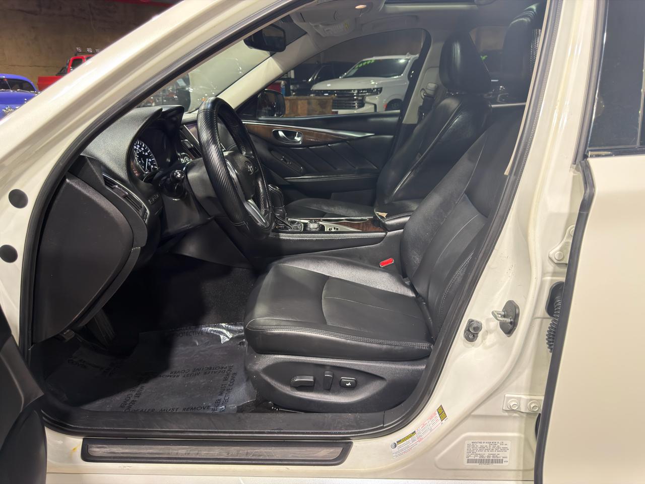 Infiniti Q50 3.0t LUXE AWD 2018