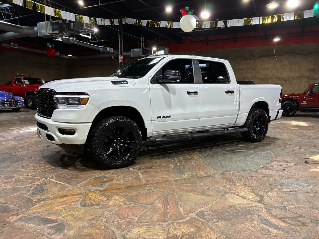 RAM 1500 Big Horn 4x4 Crew Cab 5'7" Box 2023