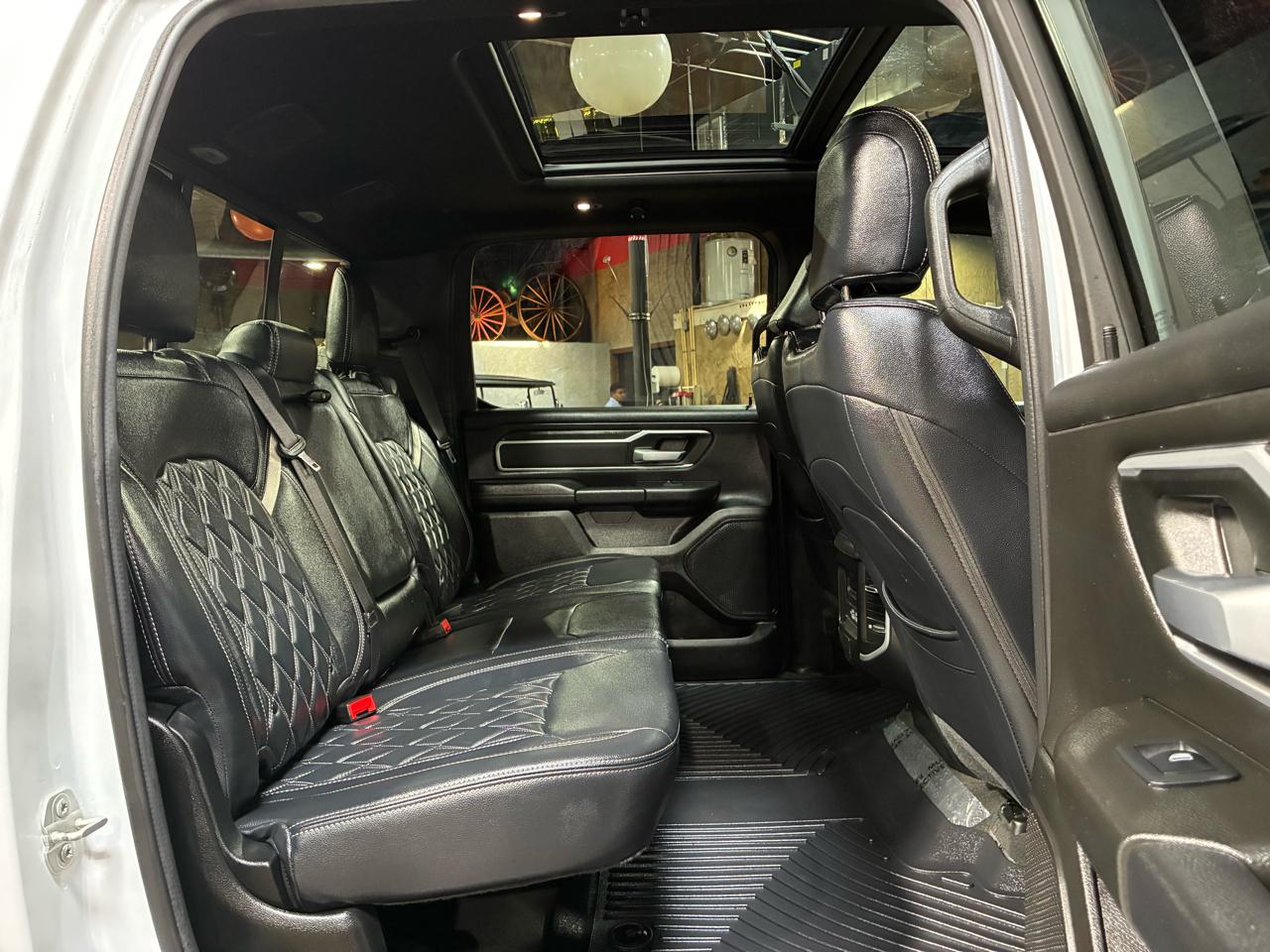 RAM 1500 Big Horn 4x4 Crew Cab 5'7" Box 2023