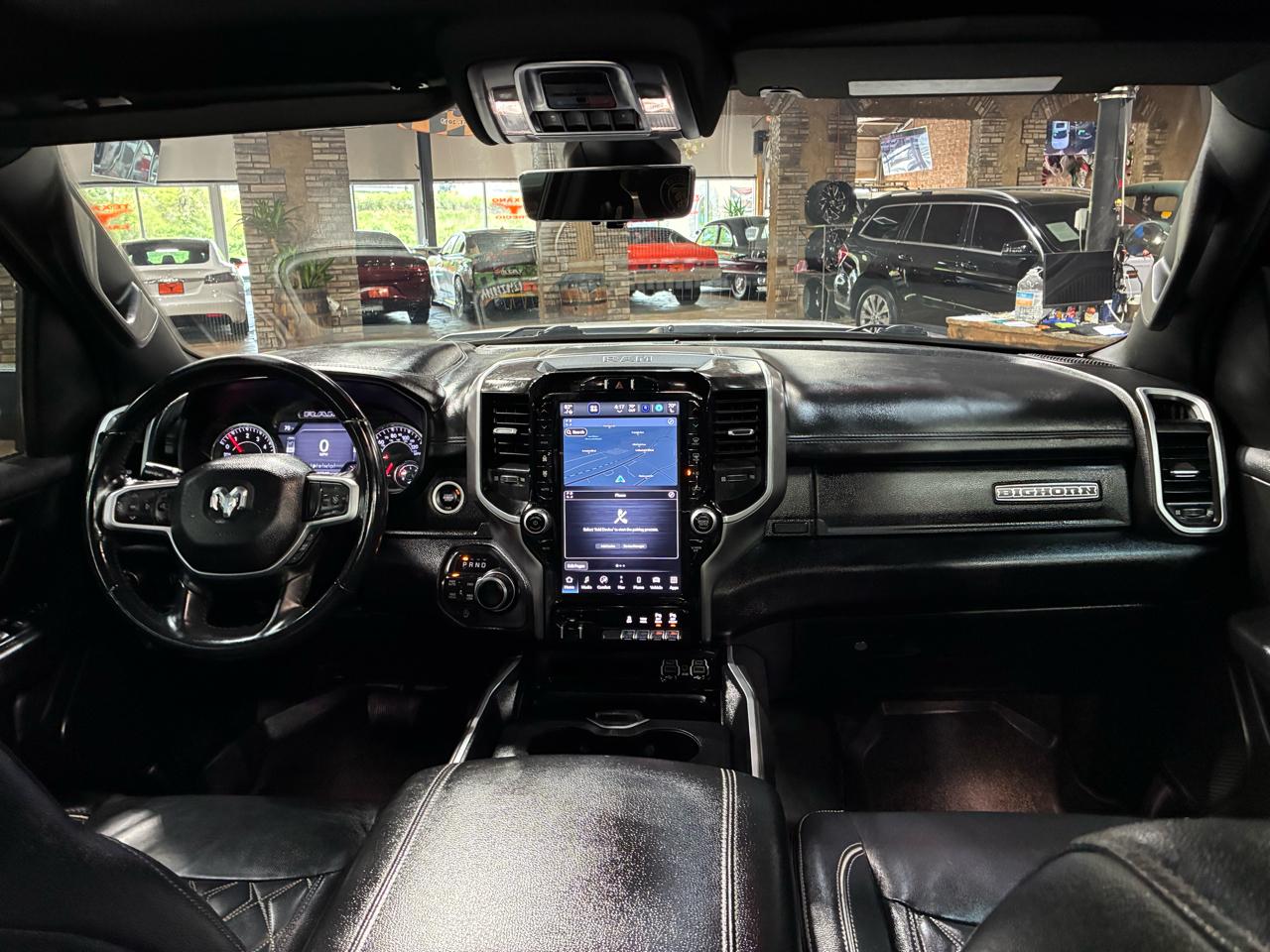 RAM 1500 Big Horn 4x4 Crew Cab 5'7" Box 2023