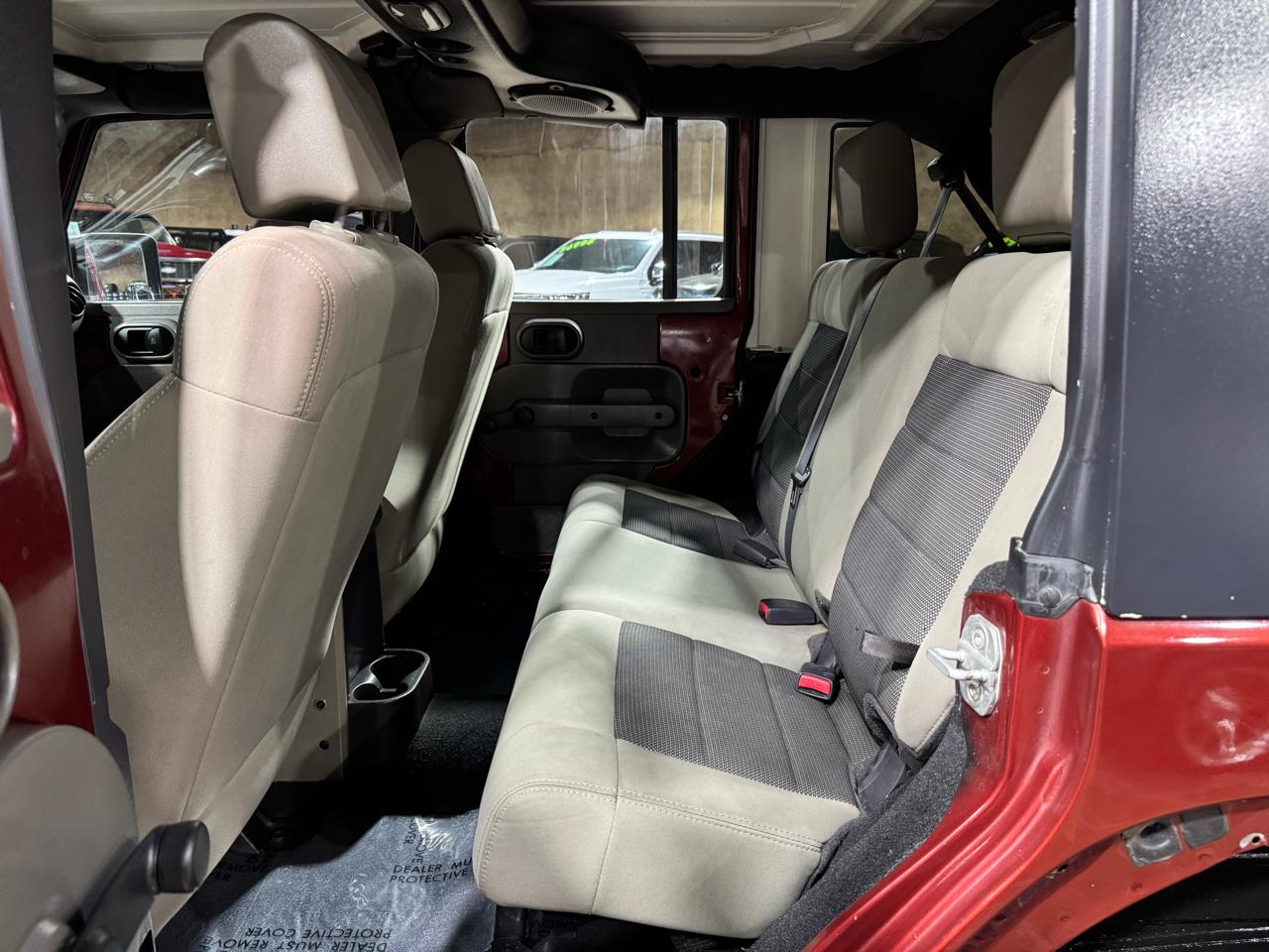 Jeep Wrangler 4WD 4dr Unlimited X 2008